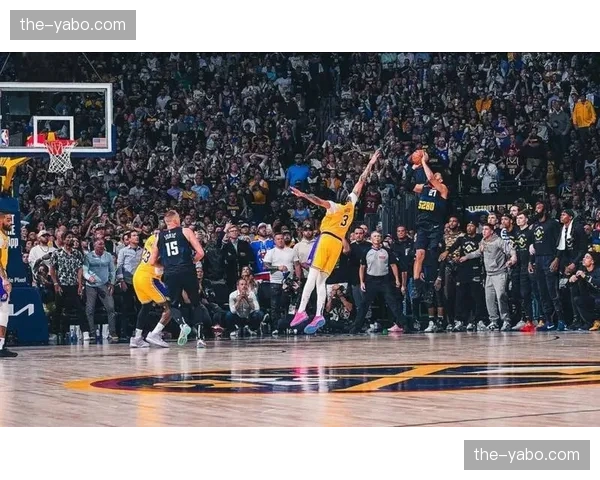 湖人前两战防守效率104.9高居联盟第四 限制对手命中率39%联盟第一